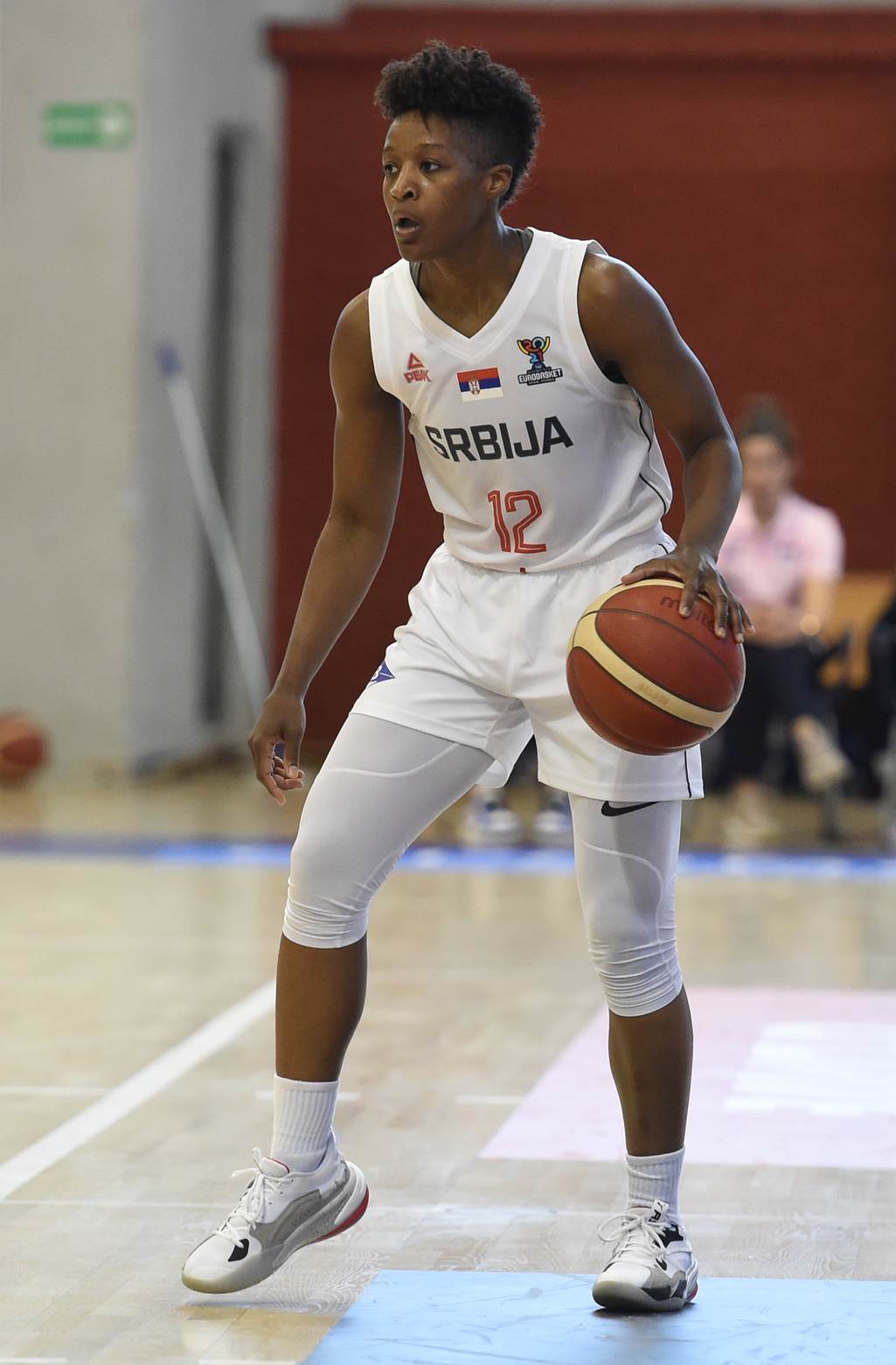 Ko je Amerikanka koja igra za Srbiju Ivon Anderson