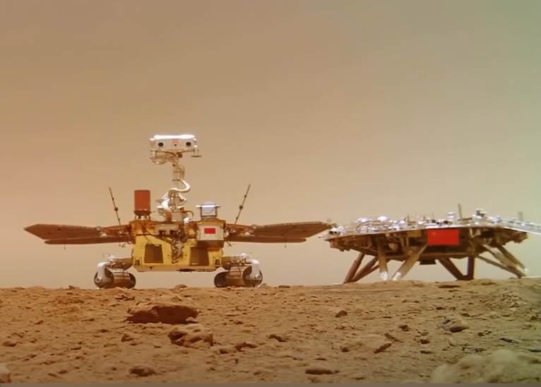 kineski rover snimio detalj na marsu