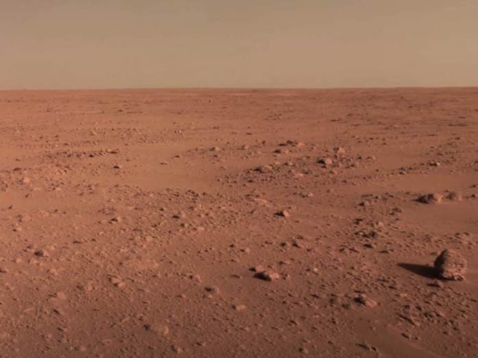 kineski rover snimio detalj na marsu
