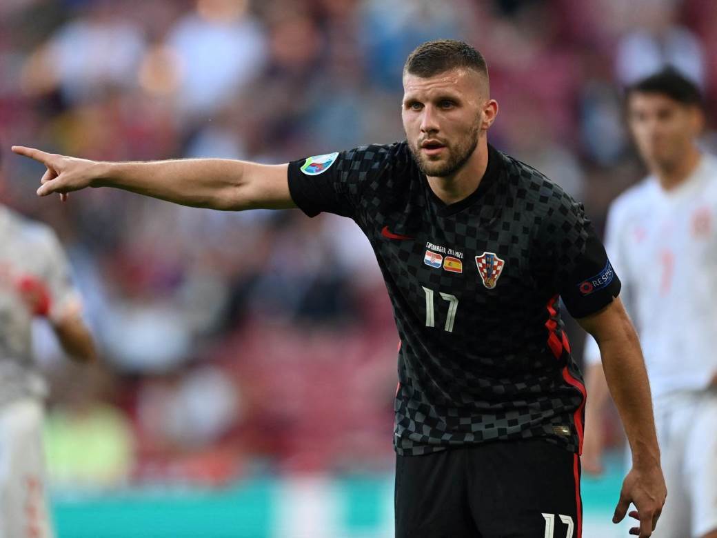 Ante Rebić otplatio kredite celom selu