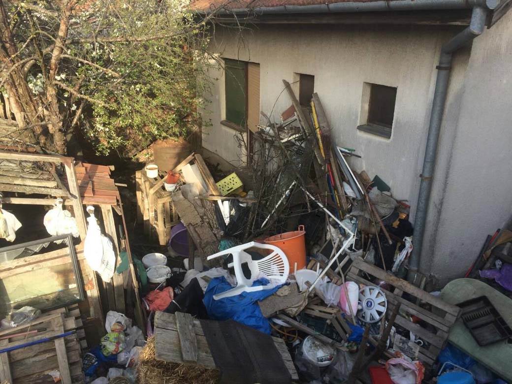 senta dvoriste deponija horder