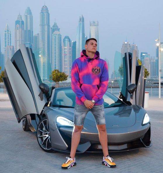 andjela vestica decko david ikac