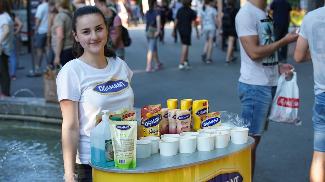 burger festival muzicki program