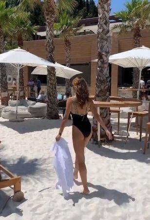 Sanja Marinković dekolte