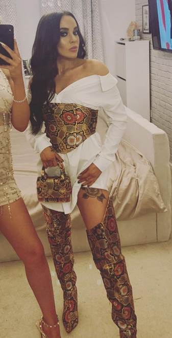 glumica ima koronu simptomi bol