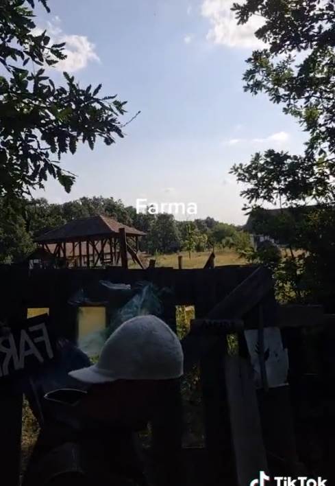 farma kuca u lisovicu video