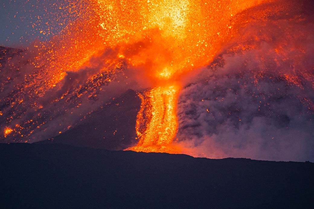 sicilija vulkan etna aktivan