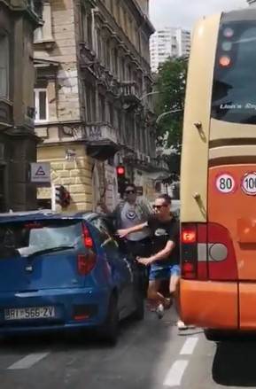 rijeka svadja zena tuce muskarca