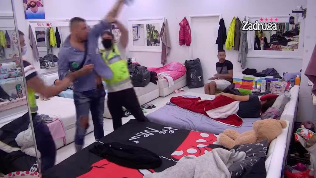 filip car ispolivao minu zadruga