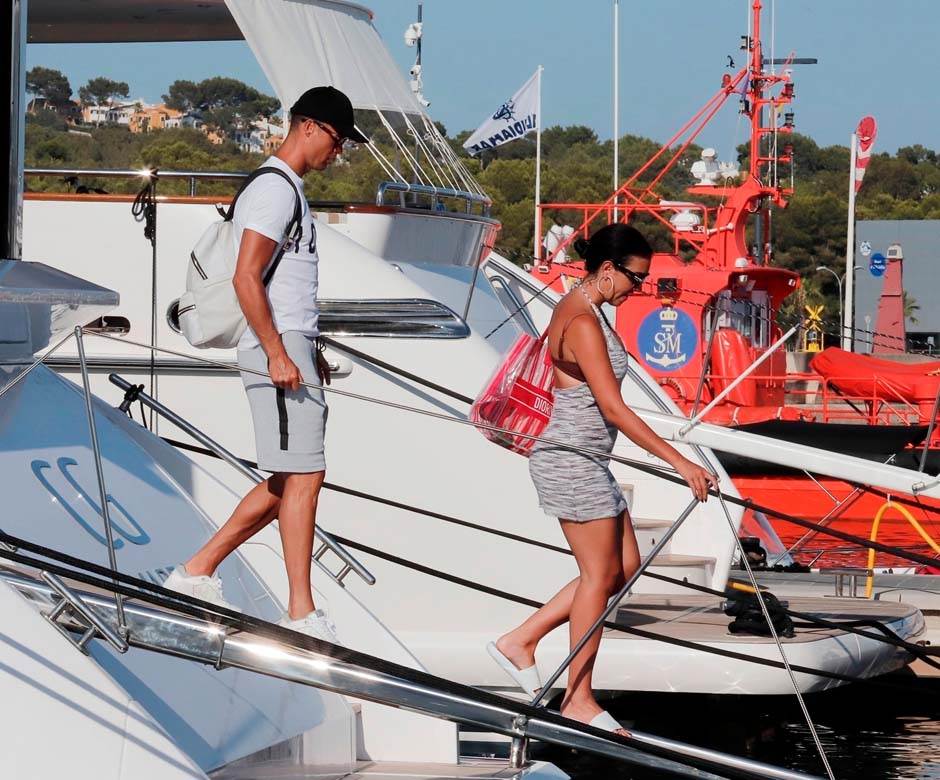 Kristijano Ronaldo se dogovorio sa Mančester sitijem