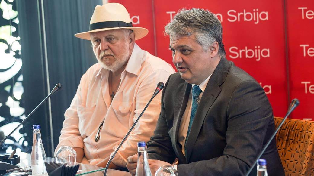 superstar uzbudljiva jesen ubice drzavni sluzbenik