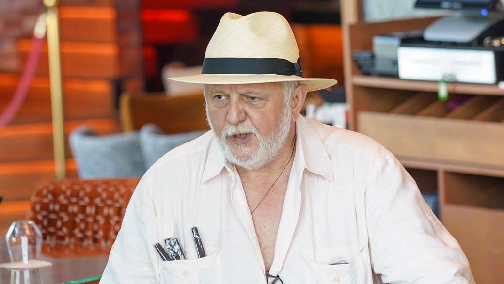 superstar uzbudljiva jesen ubice drzavni sluzbenik