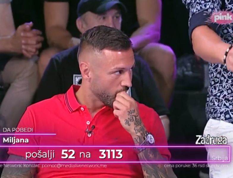 sa tara simov poljubac u finalu