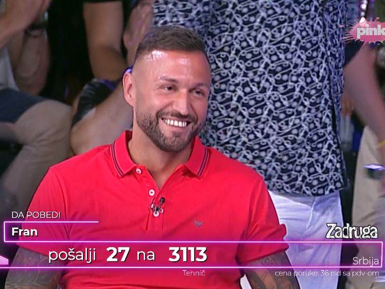 sa tara simov poljubac u finalu