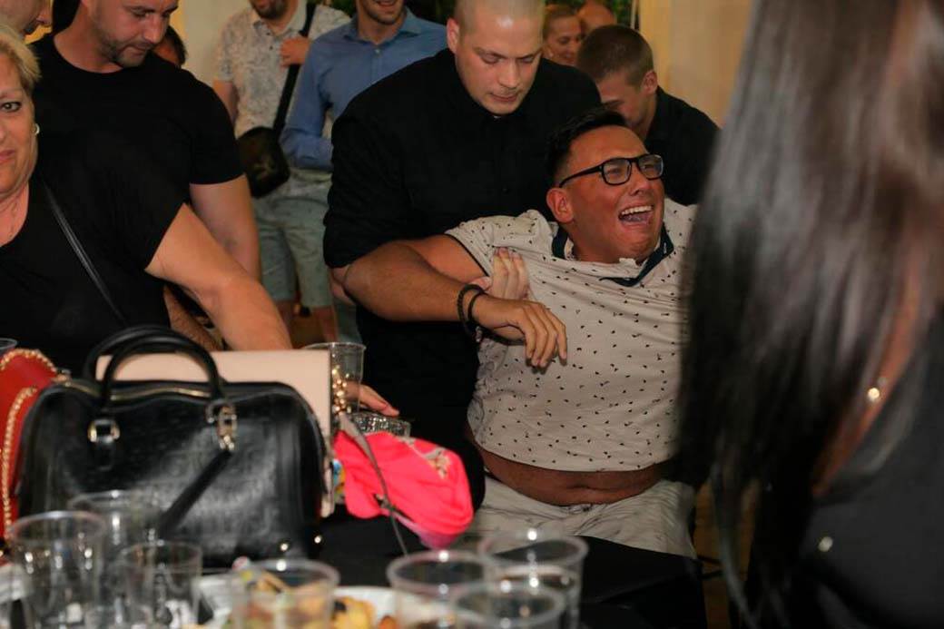 Neca se oglasio posle operacije