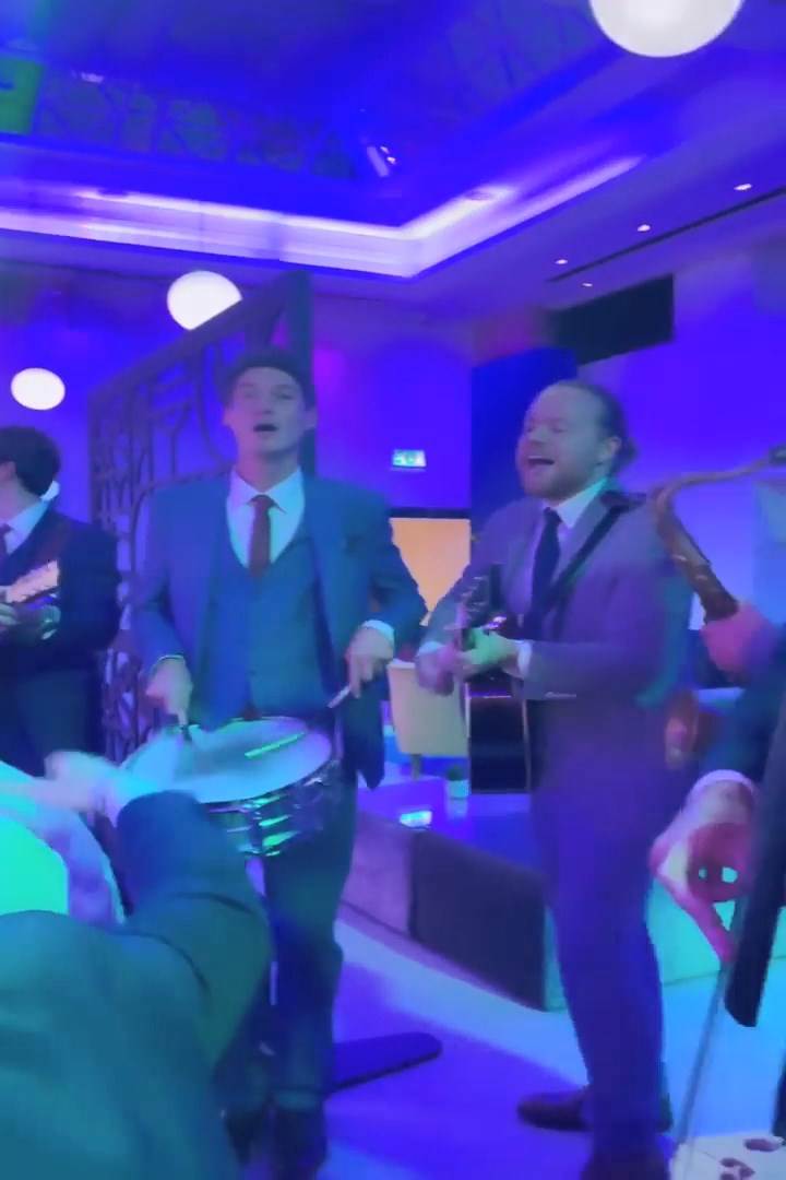 novak djokovic slavlje vimbldon vembli zurka boban kapelo