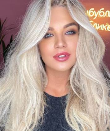 sergej pesjakov zena ksenija