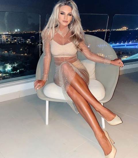 sergej pesjakov zena ksenija