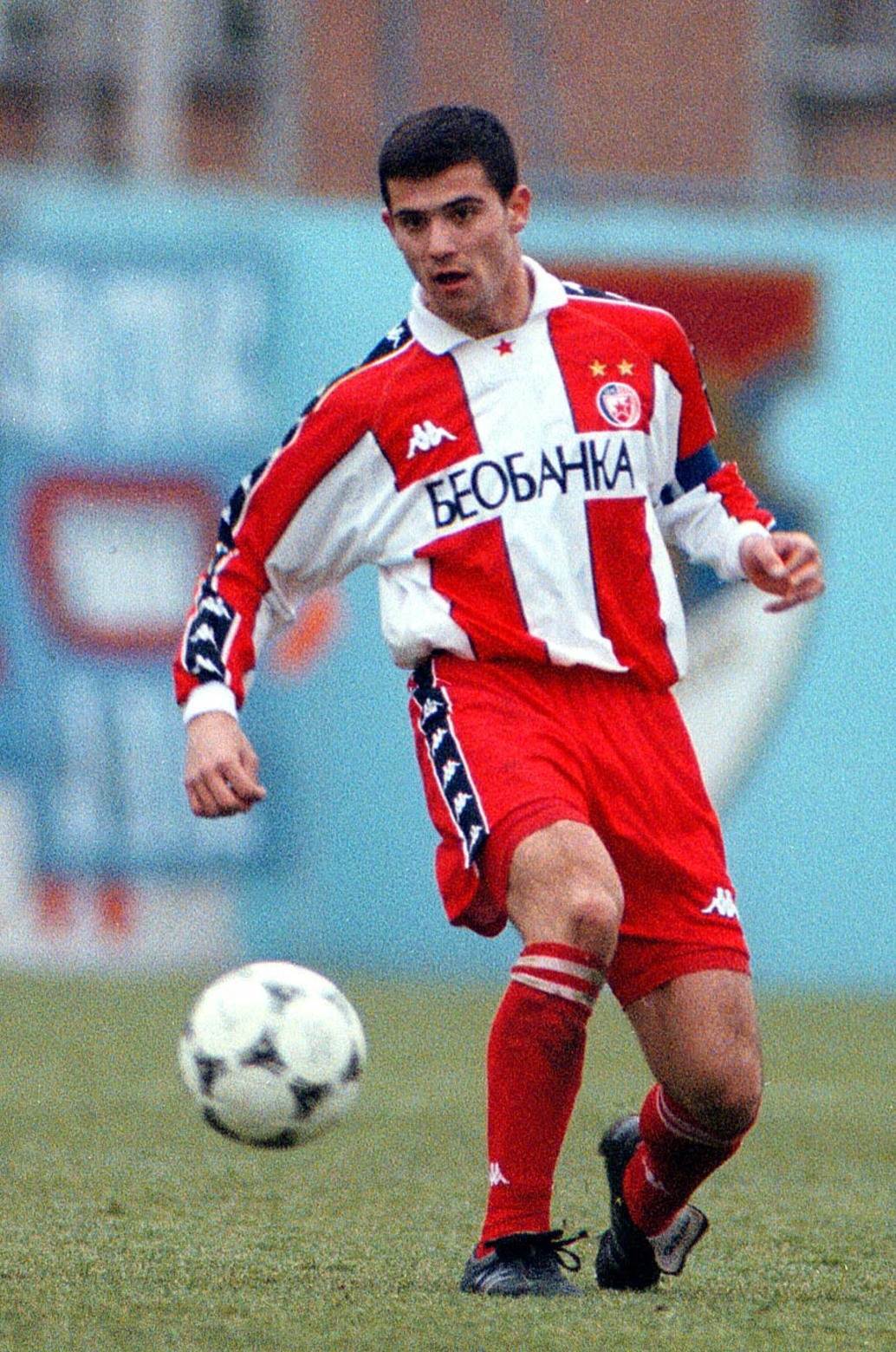 Novi dres Crvene zvezde kao retro Beobanka