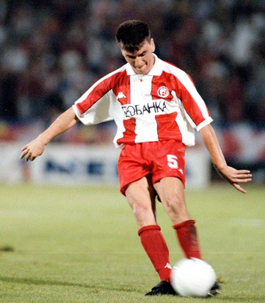 Novi dres Crvene zvezde kao retro Beobanka