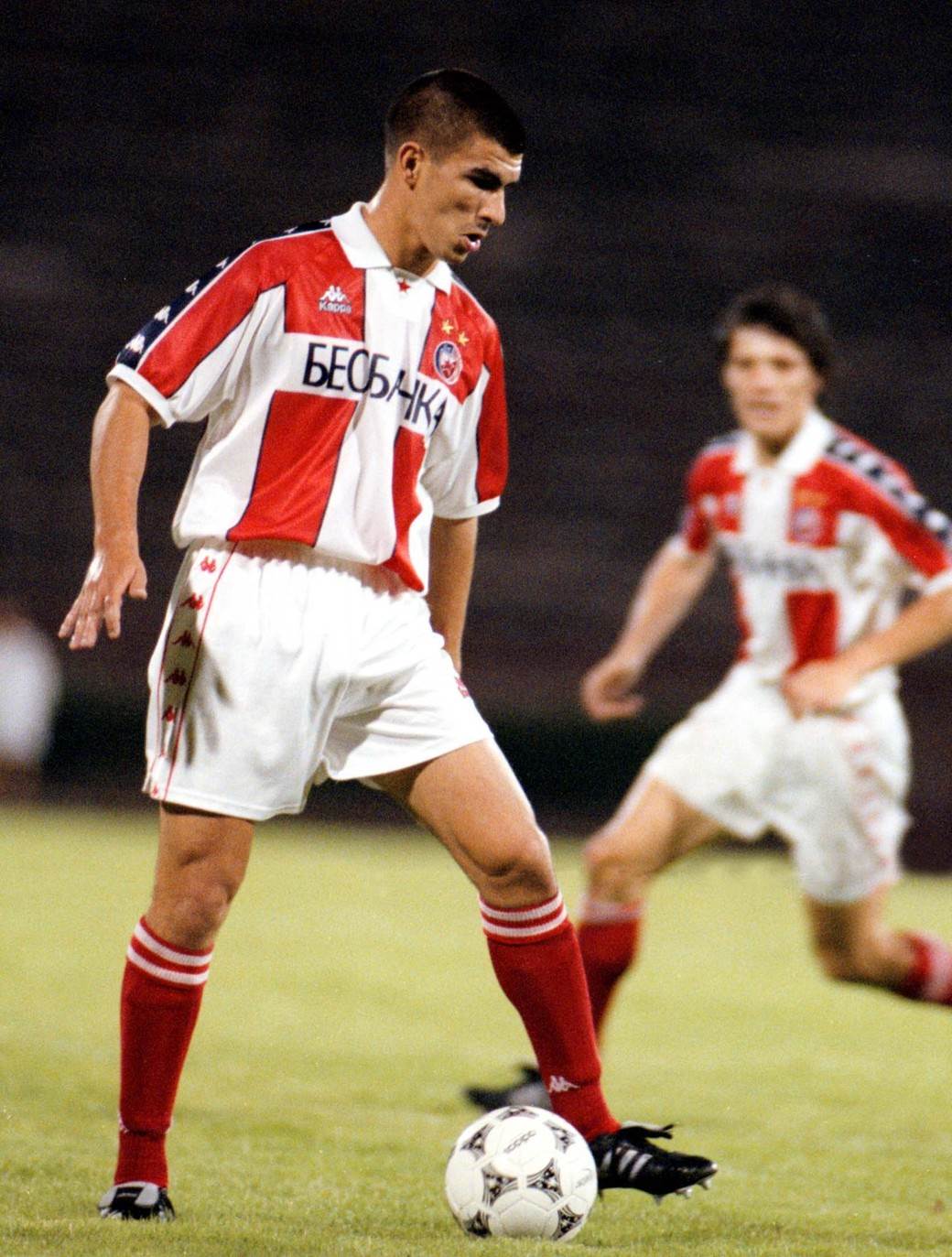 Novi dres Crvene zvezde kao retro Beobanka