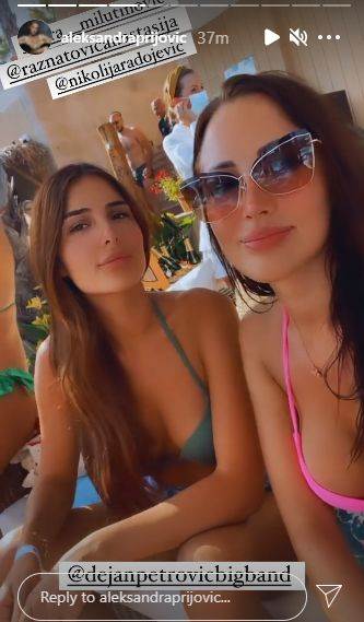 Aleksandra Prijović i Anastasija Ražnatović se snimale u bikinijima