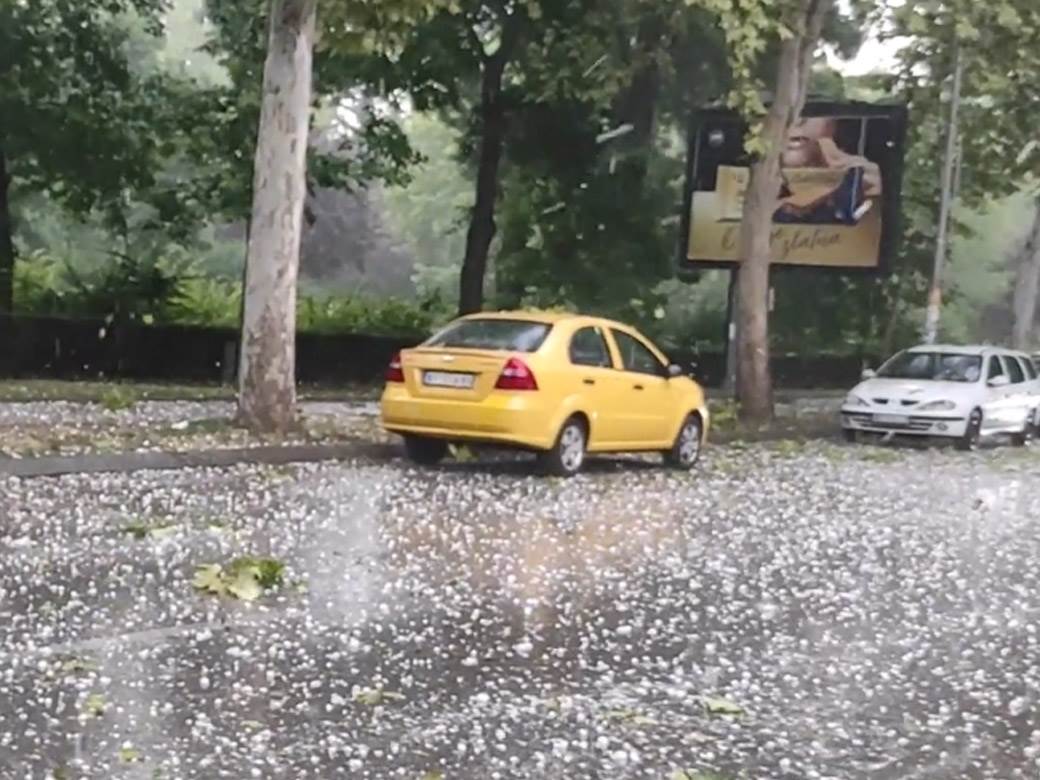 Snažno nevreme u Nišu i Prokuplju 