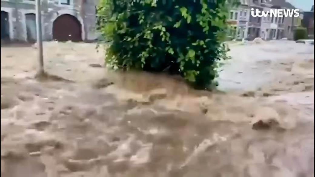 Porastao broj žrtava poplava u Nemačkoj