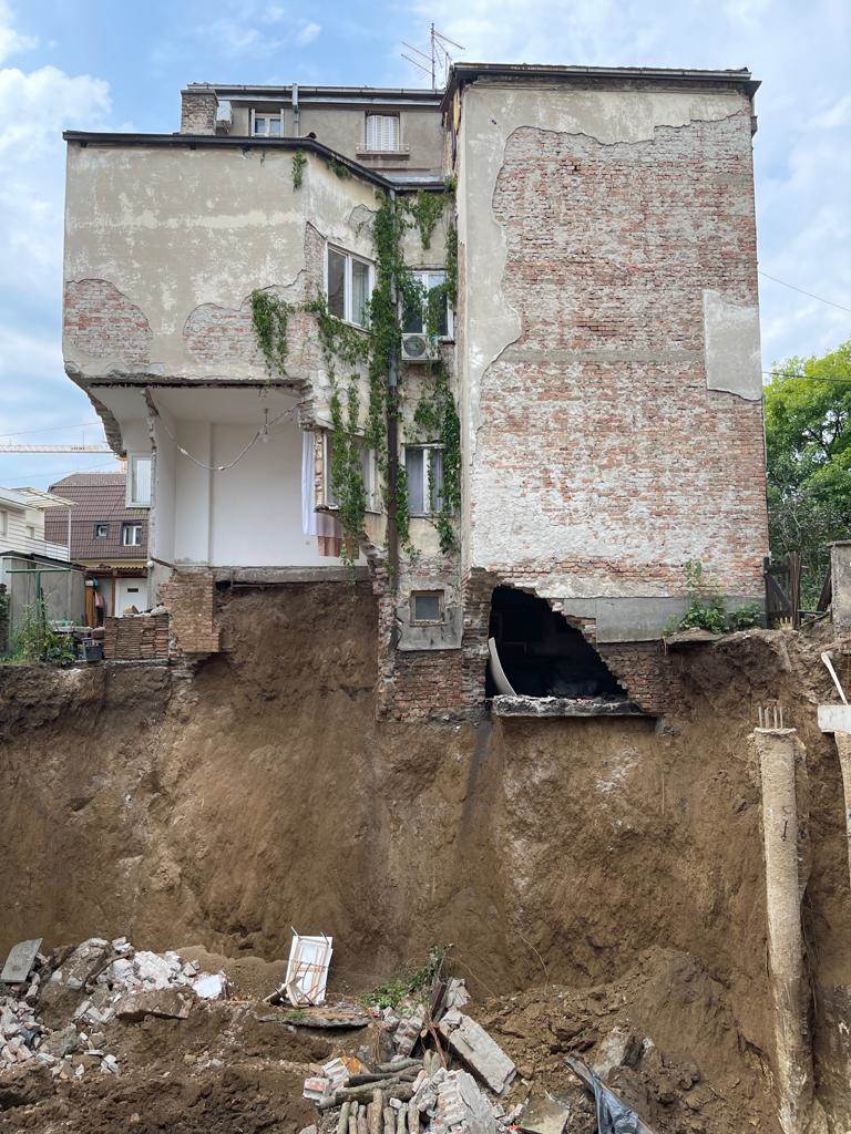 Novo urušavanje na zgradi u Vidovdanskoj