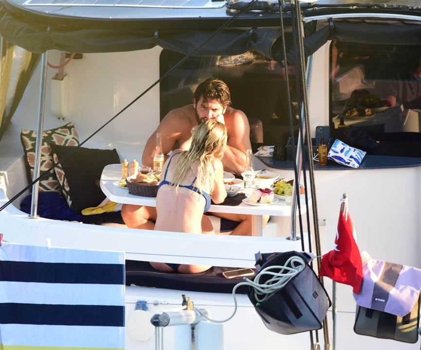 Dileta Leota na jahti sa dečkom