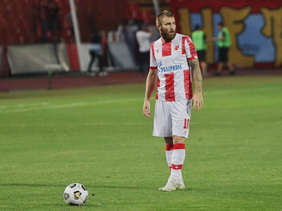 Stanković menja formaciju Zvezde protiv Kairata Ben igra napadača