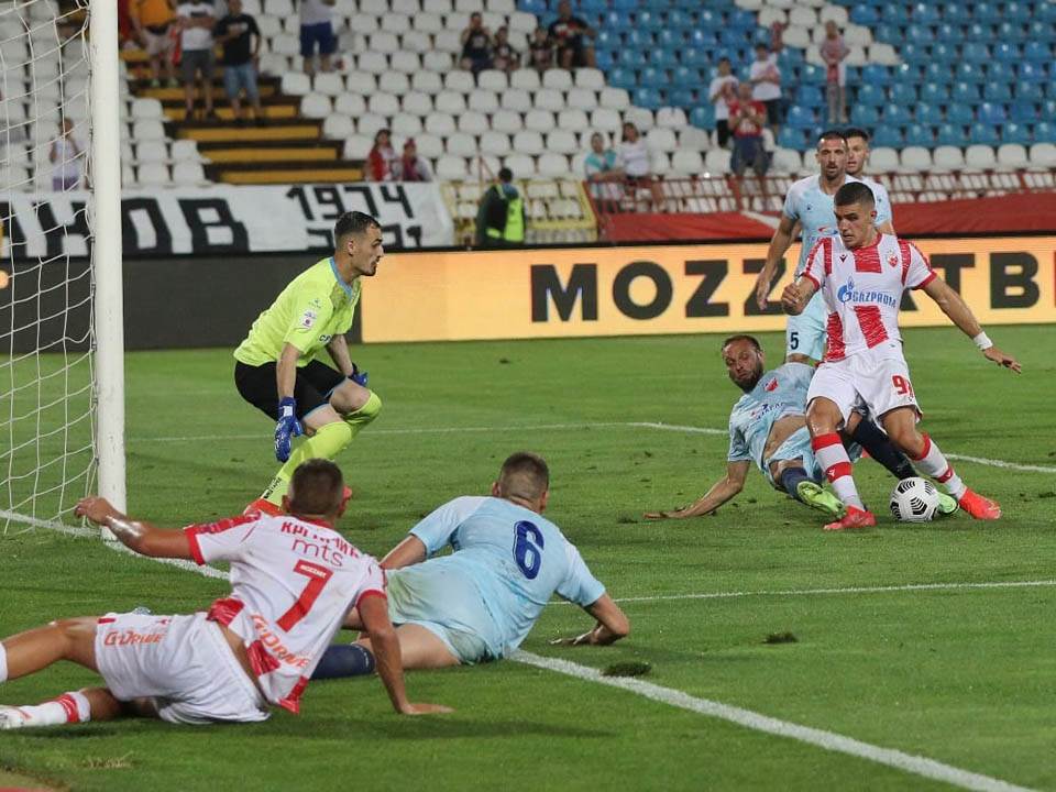 Stanković menja formaciju Zvezde protiv Kairata Ben igra napadača