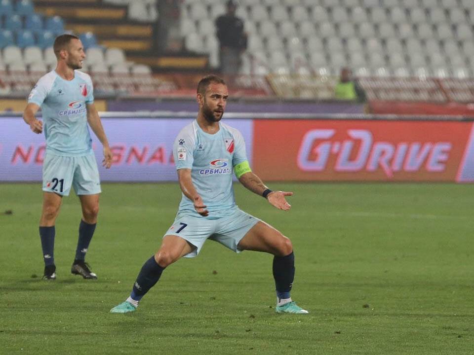 Stanković menja formaciju Zvezde protiv Kairata Ben igra napadača