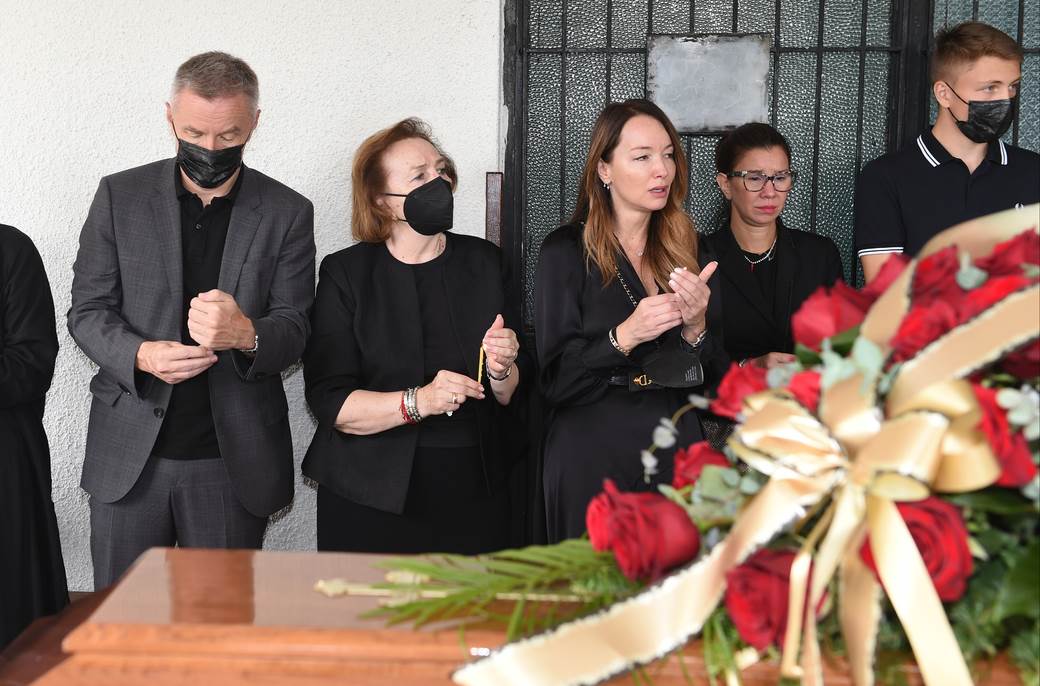 Vlade Divac na sahrani Radomira Antića