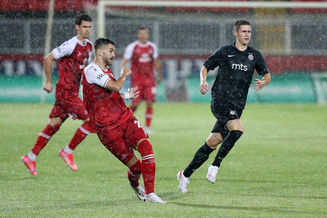 Rikardo Gomeš gol za Partizan protiv Proletera sa 20 metara