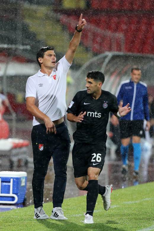 Rikardo Gomeš gol za Partizan protiv Proletera sa 20 metara