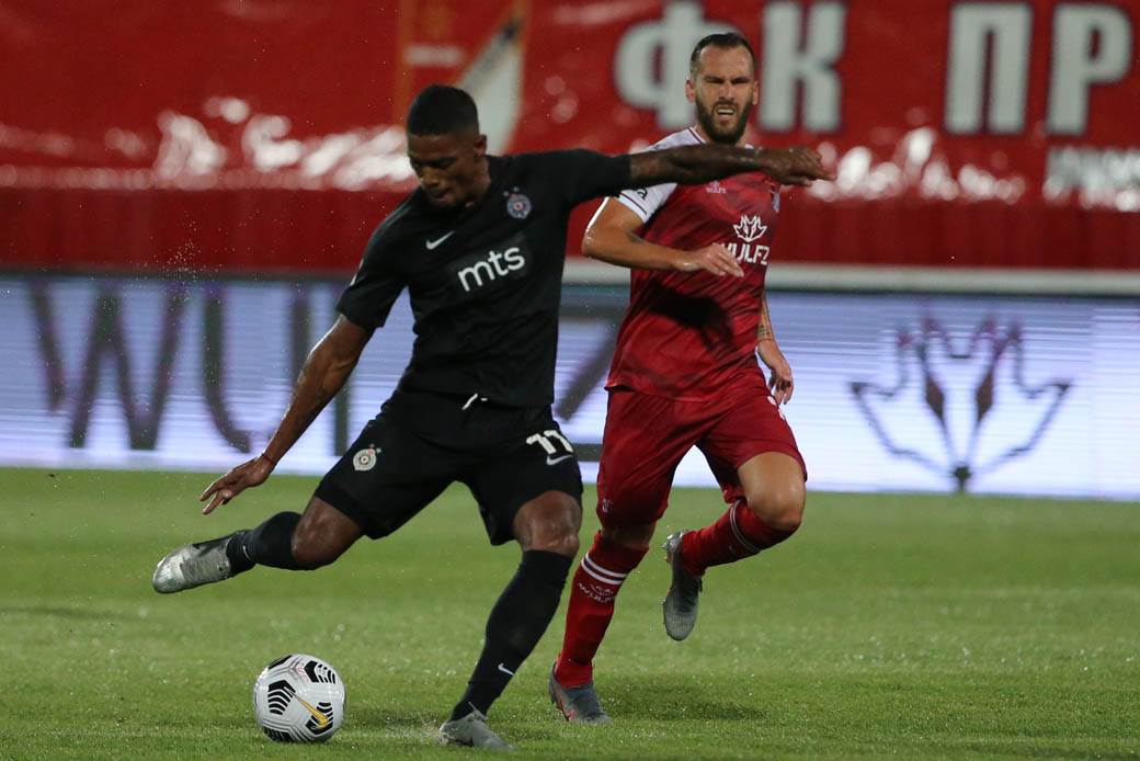 Rikardo Gomeš gol za Partizan protiv Proletera sa 20 metara