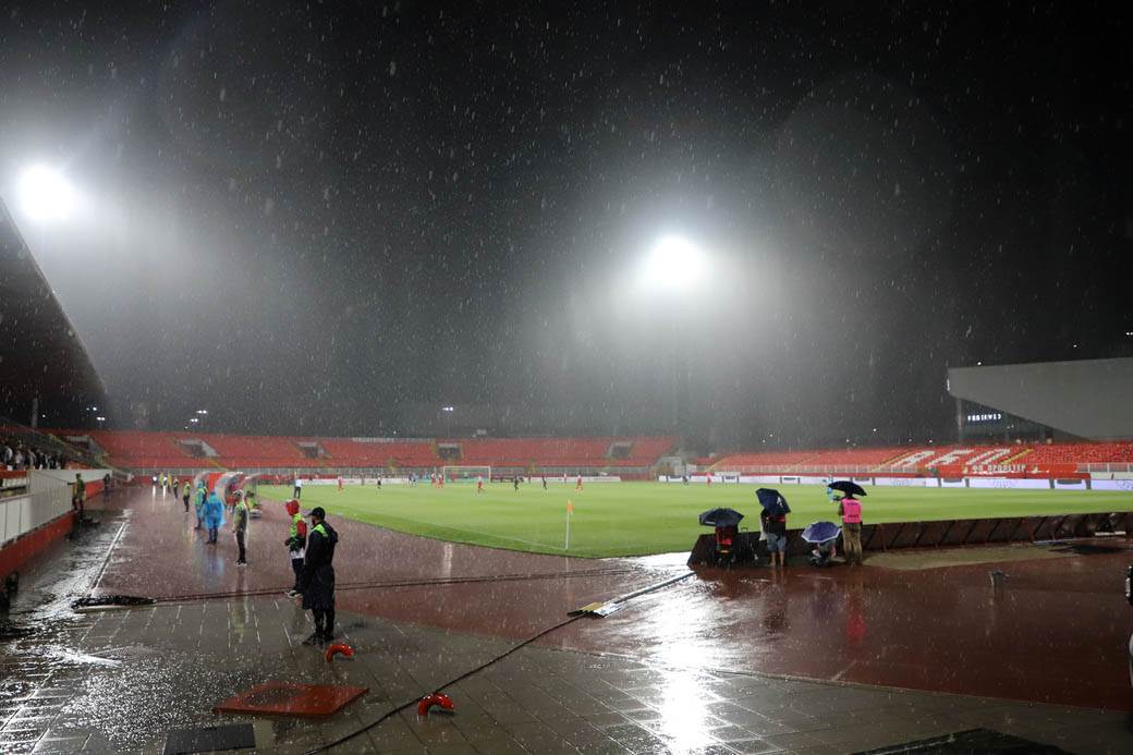 Rikardo Gomeš gol za Partizan protiv Proletera sa 20 metara