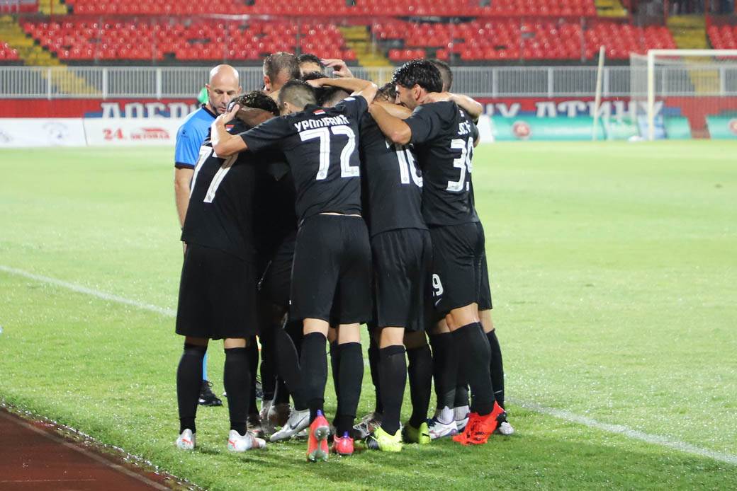 Rikardo Gomeš gol za Partizan protiv Proletera sa 20 metara