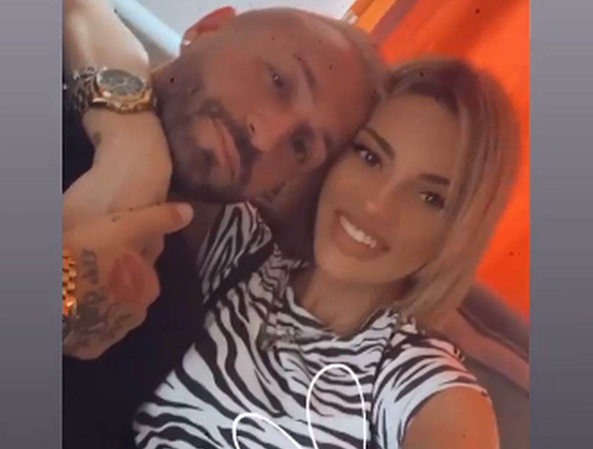 Tara obrisala sve slike sa Ša