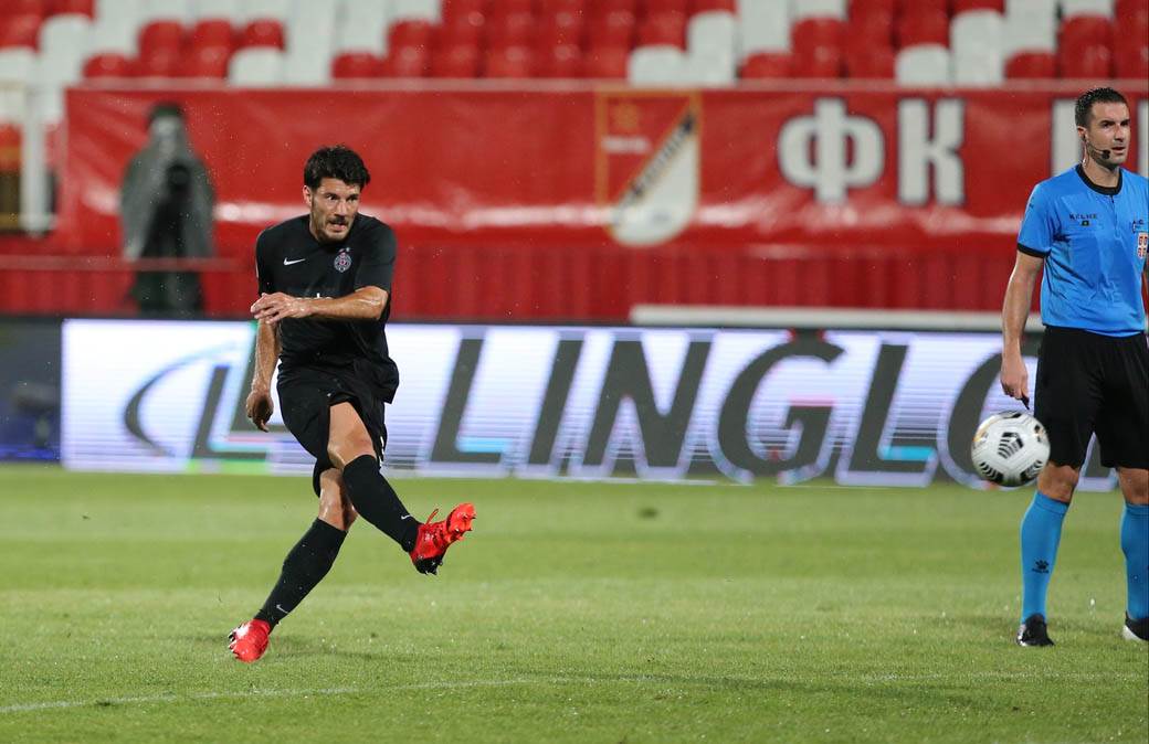 Rikardo Gomeš gol za Partizan protiv Proletera sa 20 metara