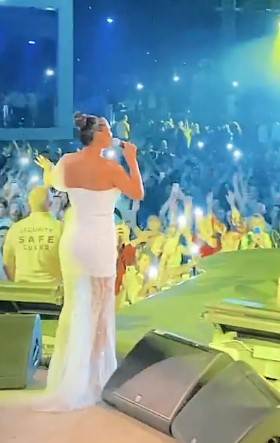 Viktor Živojinović s verenicom u provodu