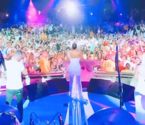 Viktor Živojinović s verenicom u provodu