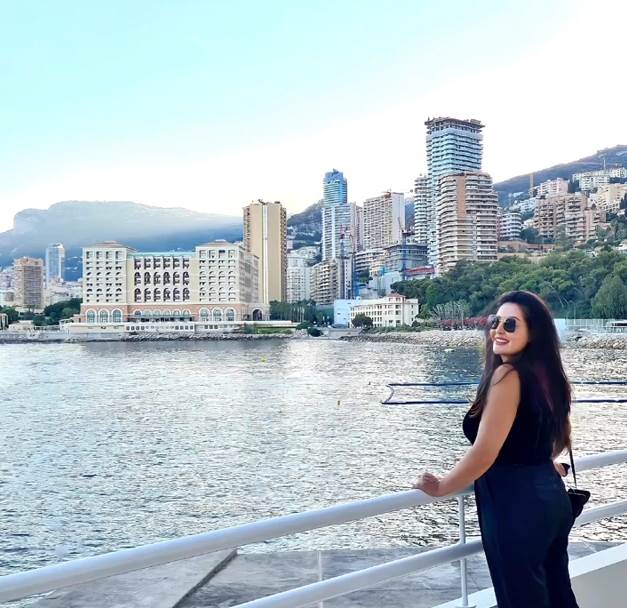 Dragana Mirković o slikanju u kupaćem