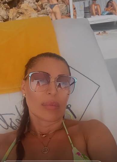 Ceca Ražnatović u kupaćem