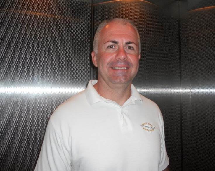 Lepa Brena je kuma Sanje Kužet