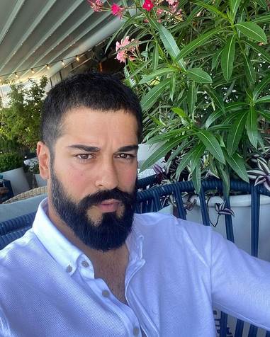 Burak Ozdživit Bali Beg demantovao da se razvodi