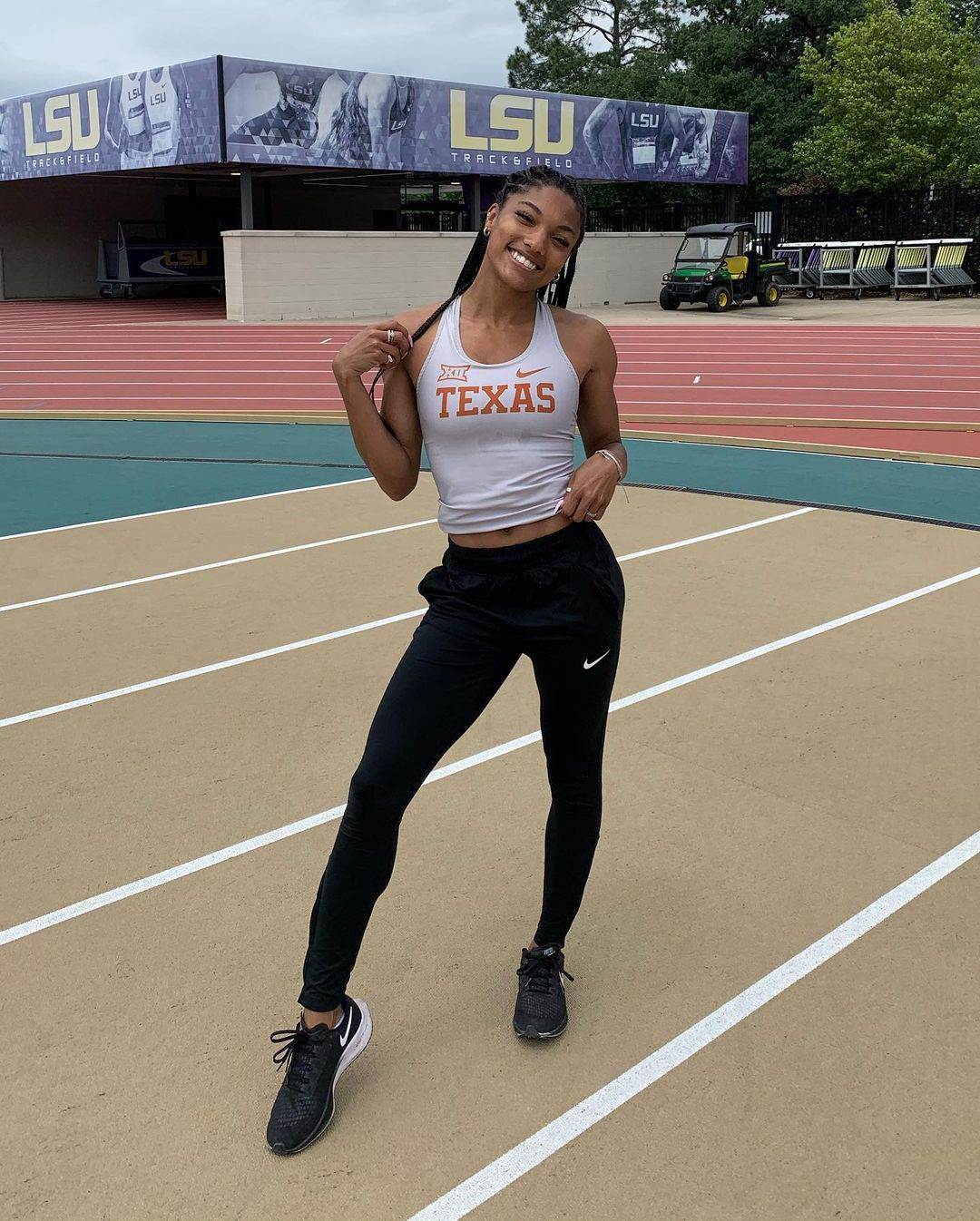 Ljubavna priča iz Tokija Tara Dejvis i Hanter Vudhol