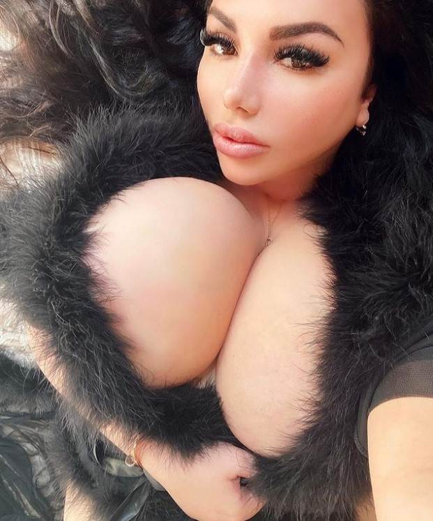 Anastasija Bertijer o velikim grudima