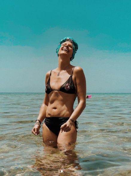 Tijana Dapčević devojačko veče provela u autobusu